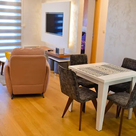 Center Valley In Pekovic Апартаменты *