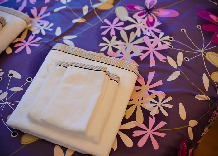 Center Valley In Pekovic شقة