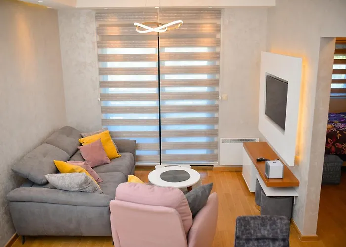 Center Valley In Pekovic *